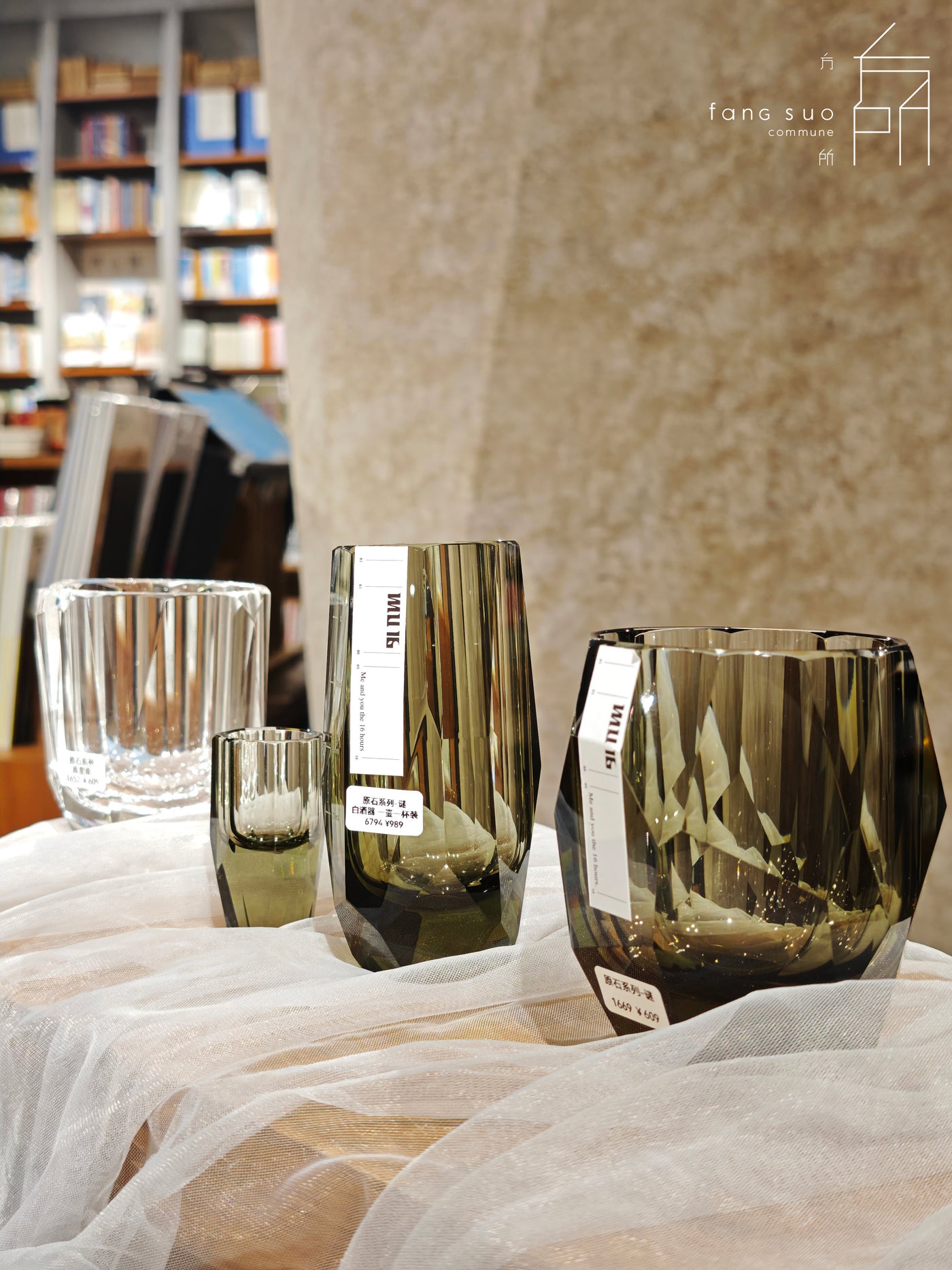 Seen in spaces shaped by design, culture, and everyday beauty.