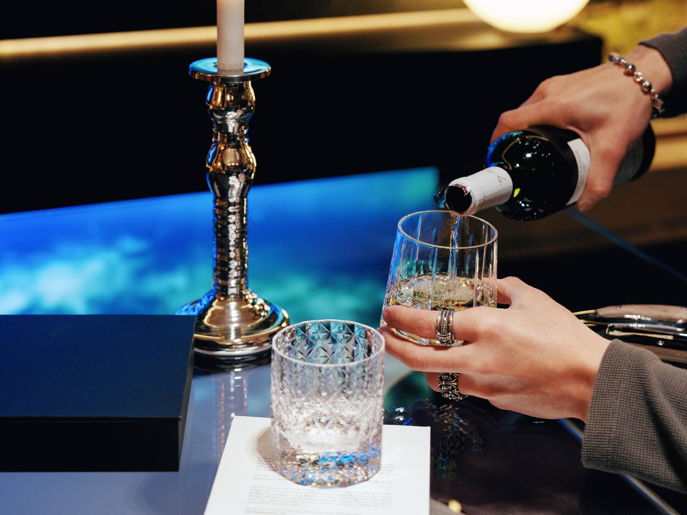 Dazzle Crystal whiskey glass styled for a quiet whiskey ritual with bright reflections and a heavy base