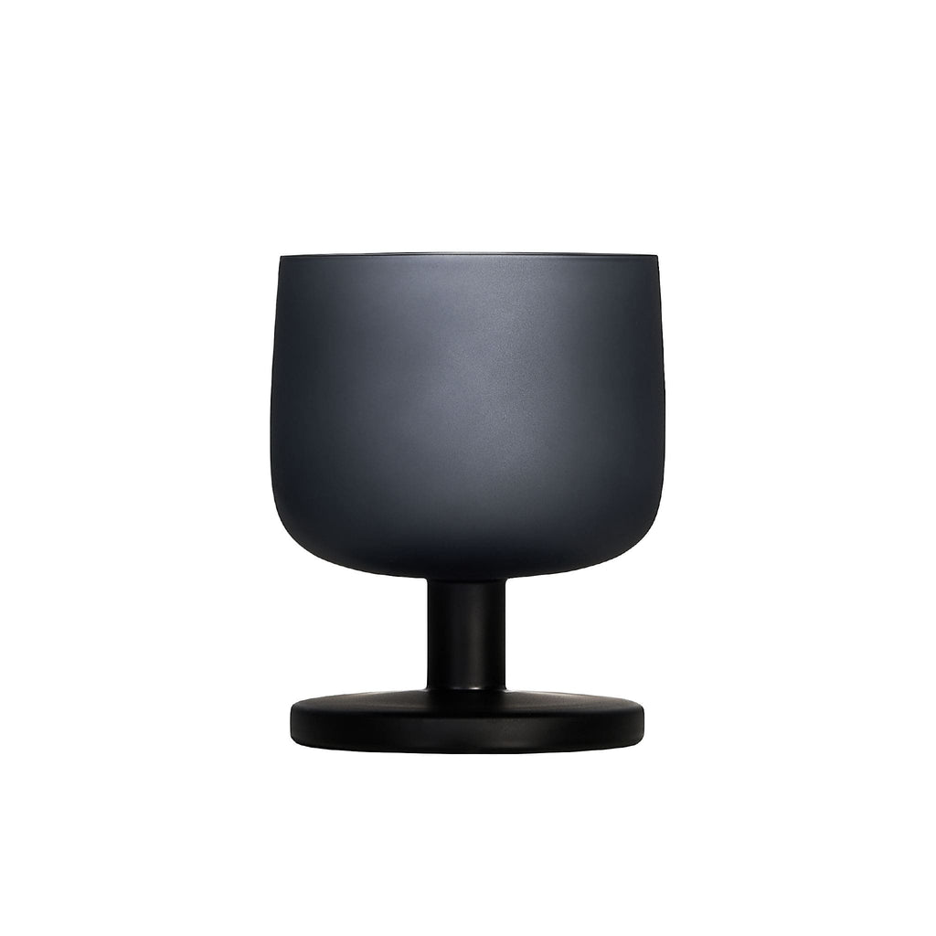Close-up of Dolce Classic 16 colors showing matte glass texture, smooth rim, and layered gradient color detail