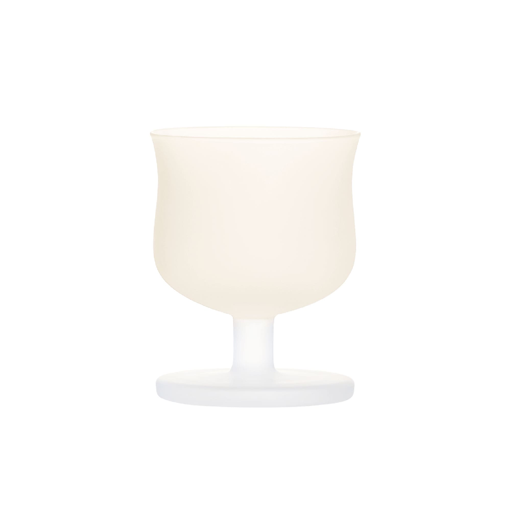 Close-up of Dolce Classic 16 colors showing matte glass texture, smooth rim, and layered gradient color detail
