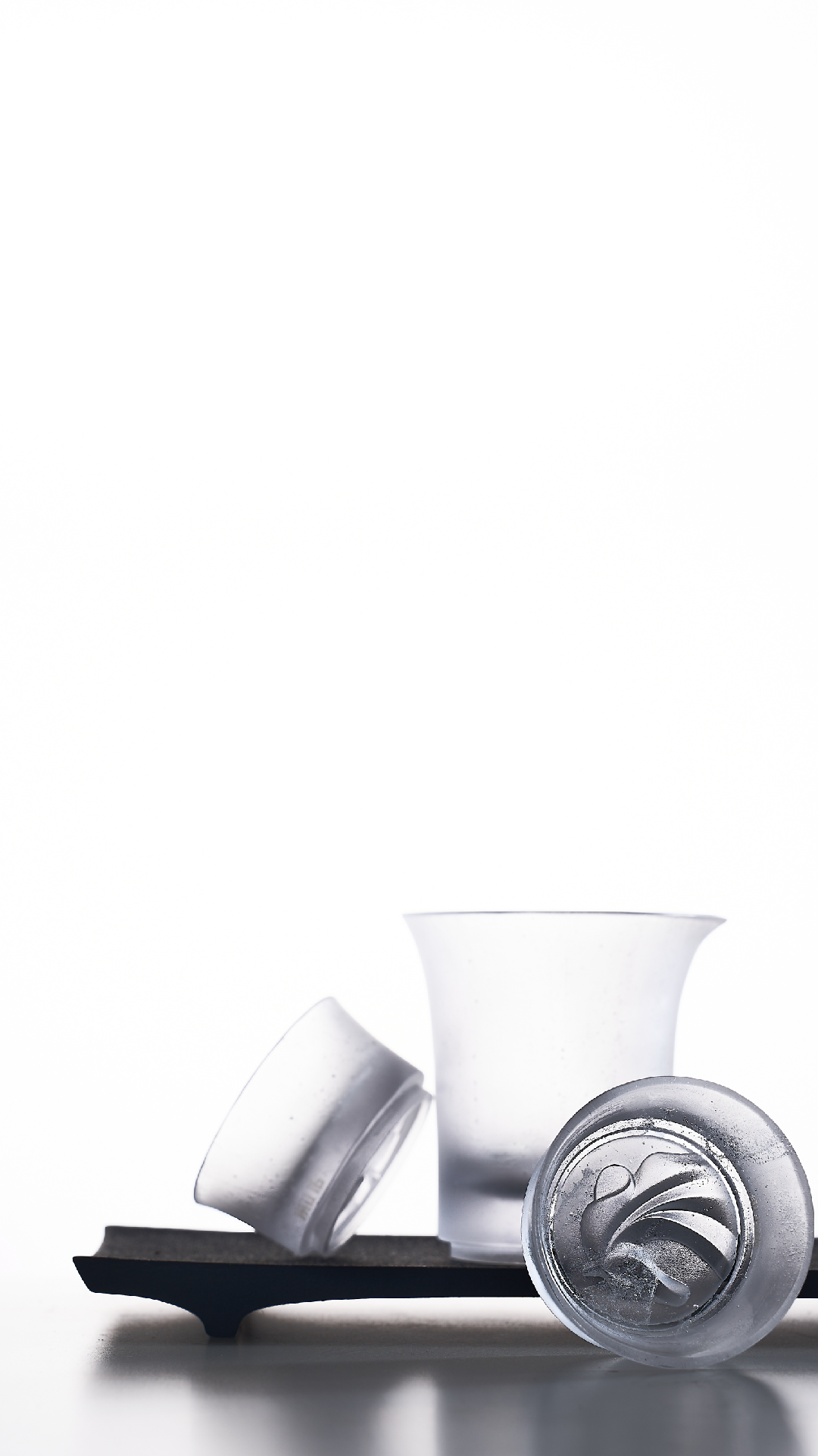 Quiet forms for inward hours.